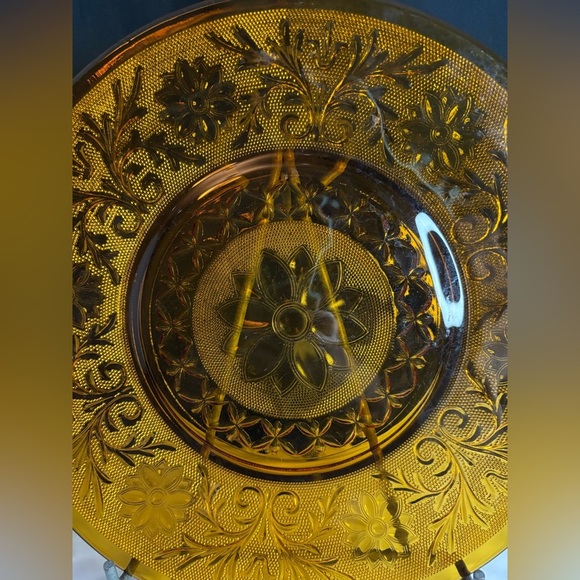 Anchor Hocking amber Dinner/serving plate - Picture 5 of 7